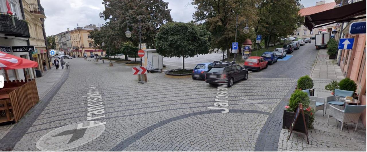 Apartament Azyl Przemyśl Exterior foto